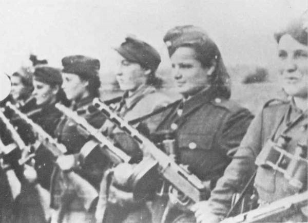 Группа женщин-бойцов УПА. Фото: oun-upa.org.ua
