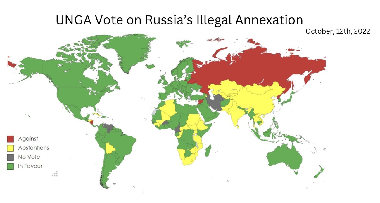 На карті зеленим виділено країни, які підтримали резолюцію, жовтим – які підтримувалися, хресним – були потив, сірим – не голосували. Інфографіка: Pyotr Kurzin/Twitter