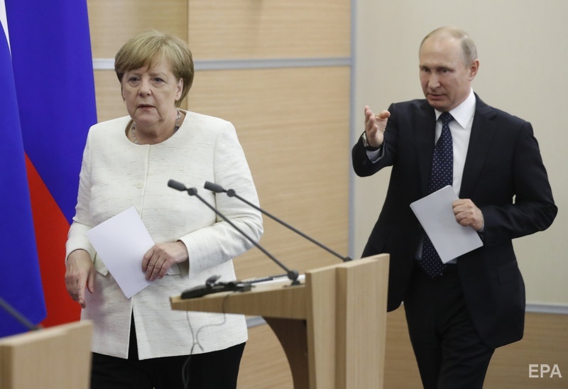 В мае канцлер Меркель встречалсь с Путиным в Сочи Фото: ЕРА