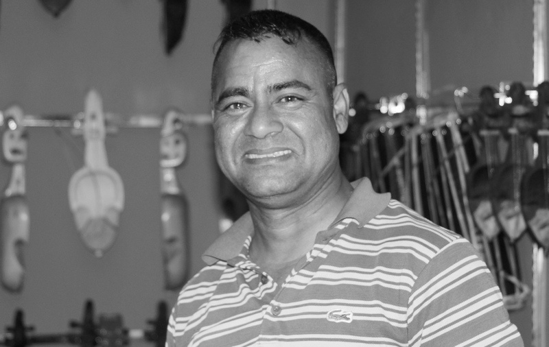 Самбер Бахадур Гайк, музыкант, хозяин магазина музыкальных инструментов в Покхаре. Фото автора