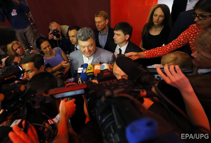 Порошенко на пресс-конференции 26 мая 2014 года, на следующий день после президентских выборов. Фото: ЕРА