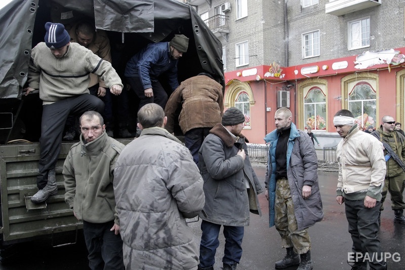 Украинские военнопленные в Донецке. Фото: ЕРА