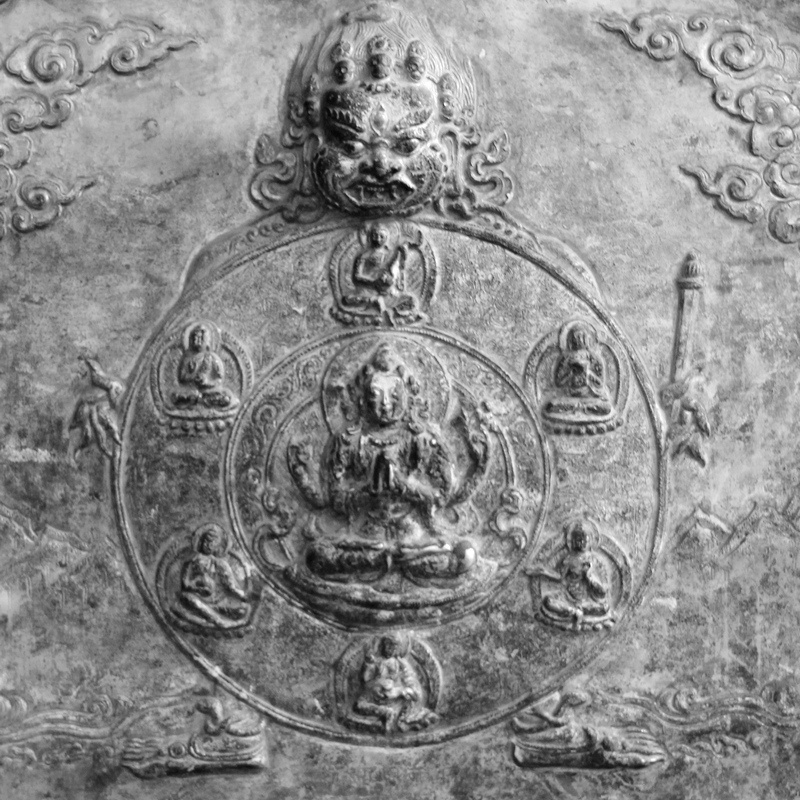 Коло сансари в одному з непальських храмів. Фото автора