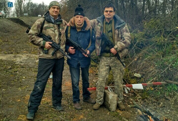 Олег Свирко (слева) с отцом Станиславом и младшим братом Юрией защищали Киев после начала полномасштабного вторжения России. Фото из личного архива Свирко