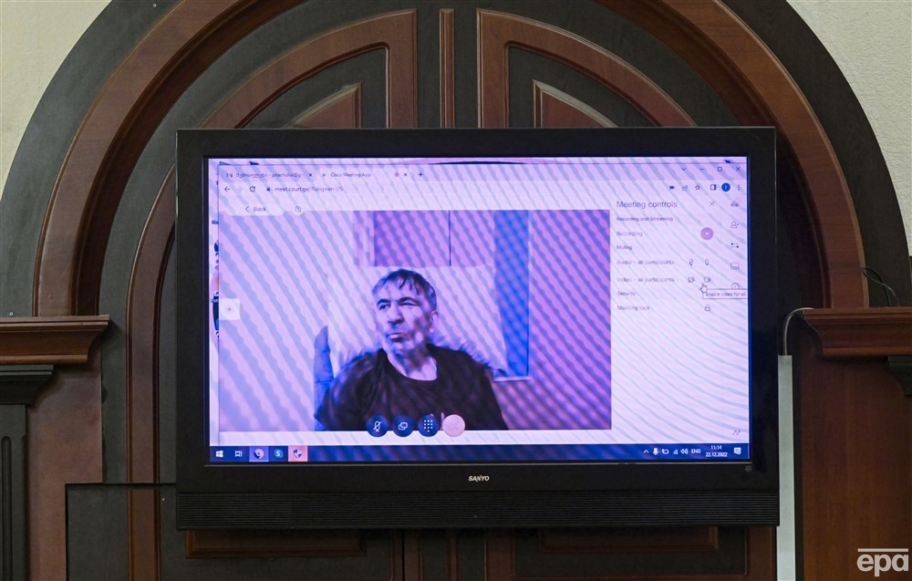 22 грудня 2022 року. Саакашвілі під час участі у судовому засіданні з відеозв'язку. Фото: Зураб Куртсікідзе/ЄРА